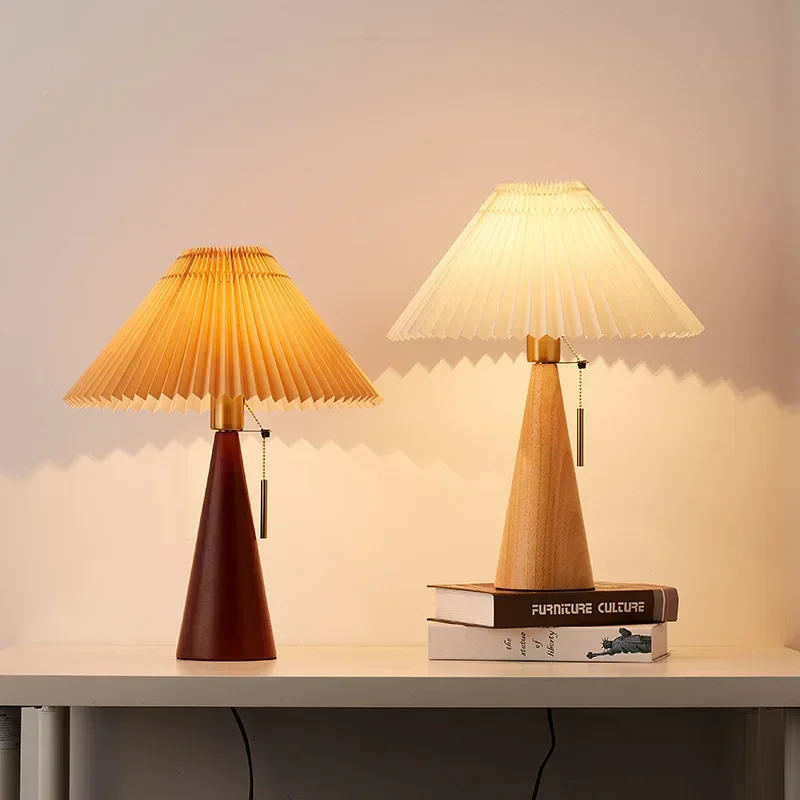 โคมไฟตั้งโต๊ะแบบจีบย้อนยุค โคม - Solar Lamp บทวิจารณ์และราคา